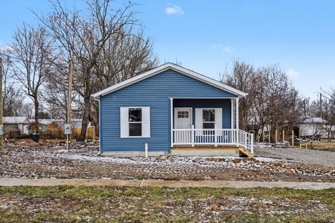 Homes For Sale - 715 Walnut Street<br/> Franklin, OH 45120