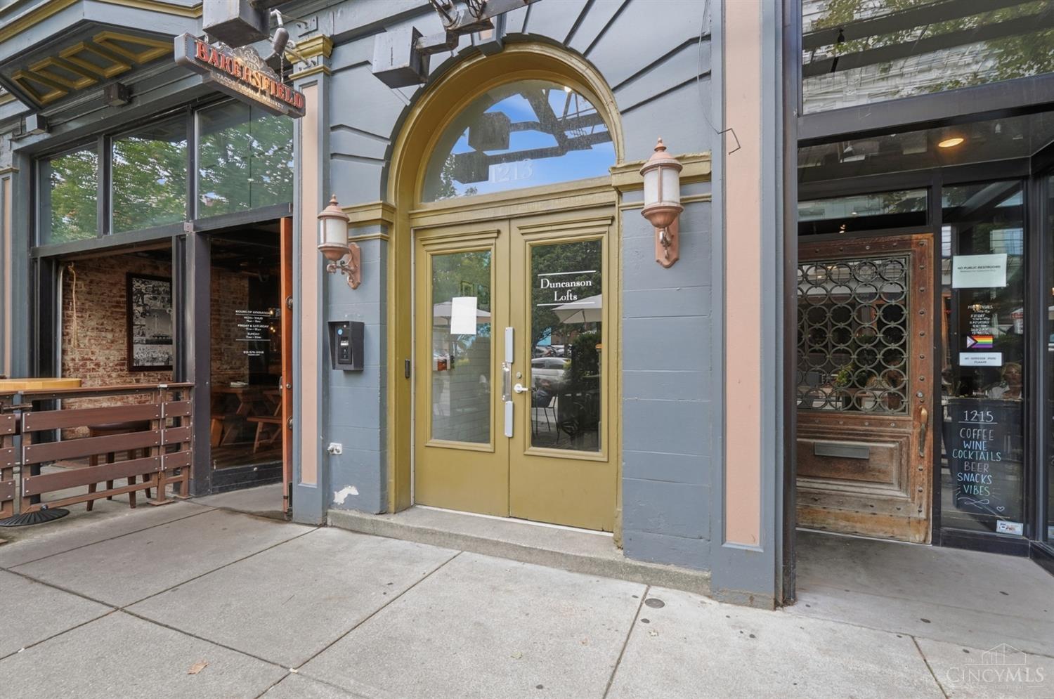 1213 Vine Street H