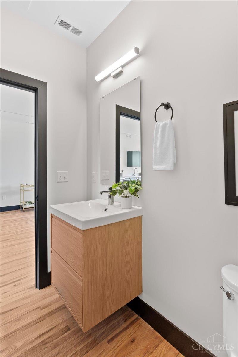 3551 Eden Avenue, Cincinnati, Ohio image 31