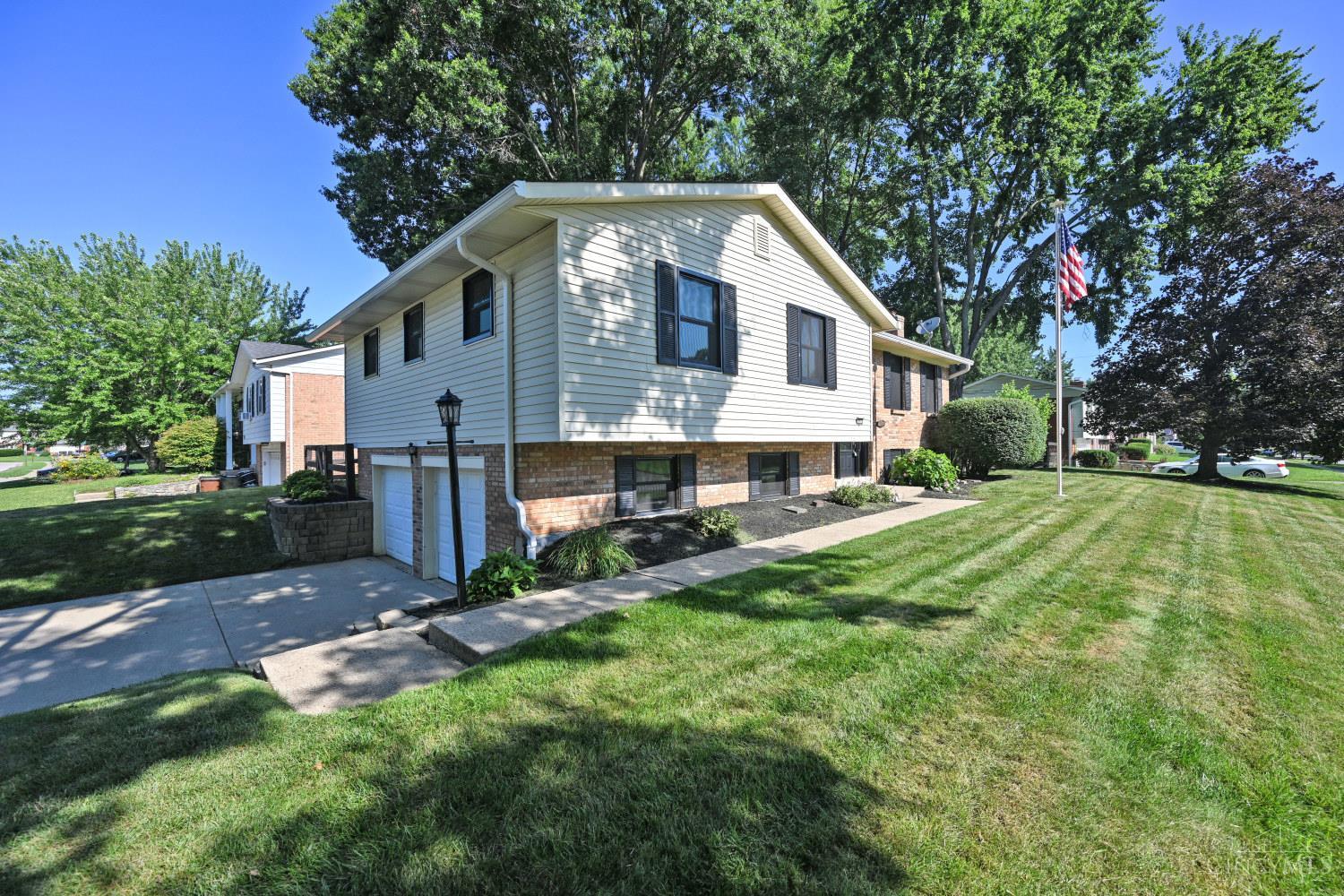 1613 Muskegon Drive