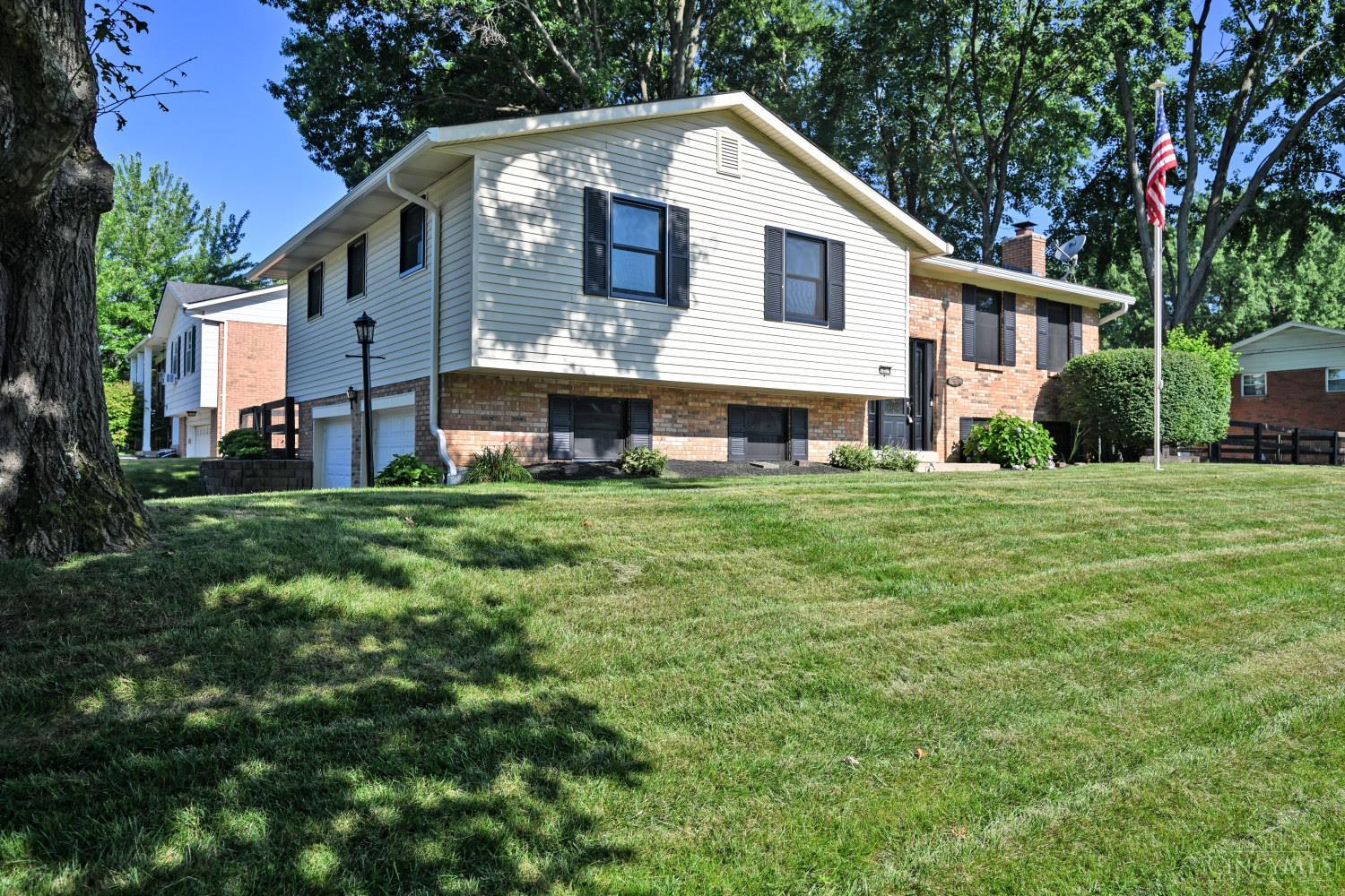 1613 Muskegon Drive