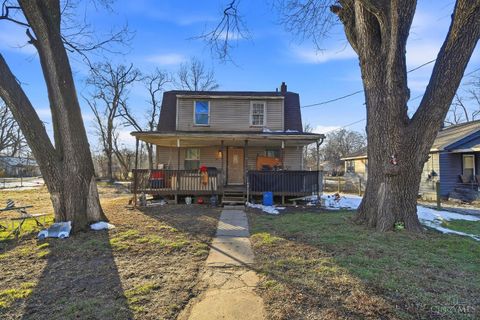 Photo of 2924 Seneca Street, Middletown, OH 45044 (MLS # 1868766)