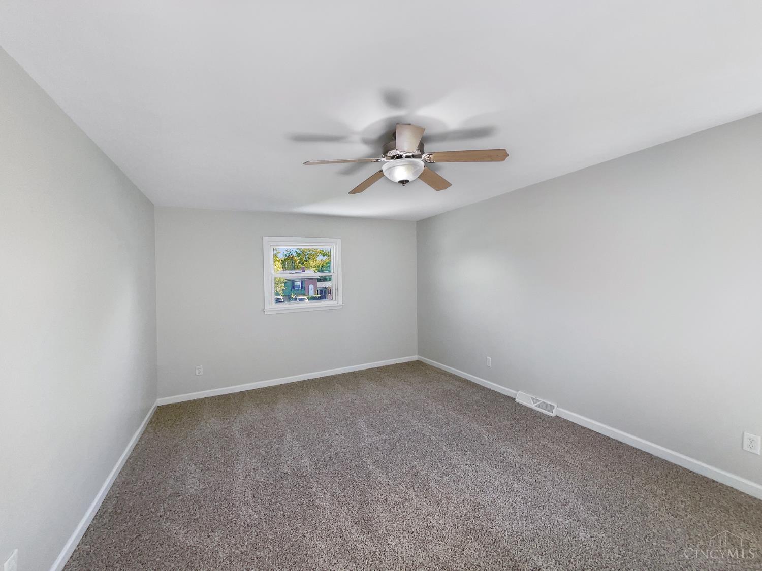 11825 Cedarcreek Drive