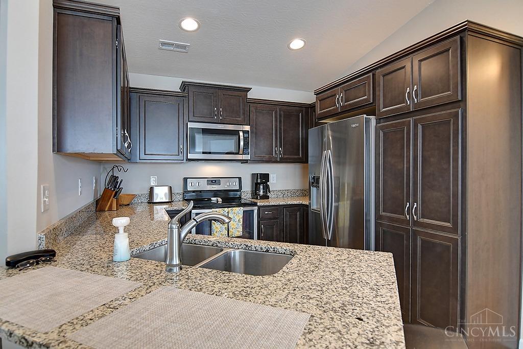 40 Old Pond Road, Springboro, Ohio image 10