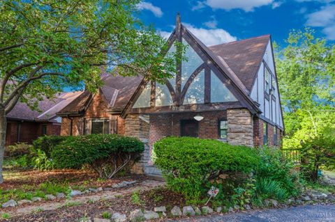 Photo of 3790 Grovedale Place, Cincinnati, OH 45208 (MLS # 1857019)