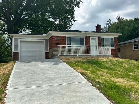 Photo of 3327 Sumac Terrace, Green Township, OH 45239 (MLS # 1877588)