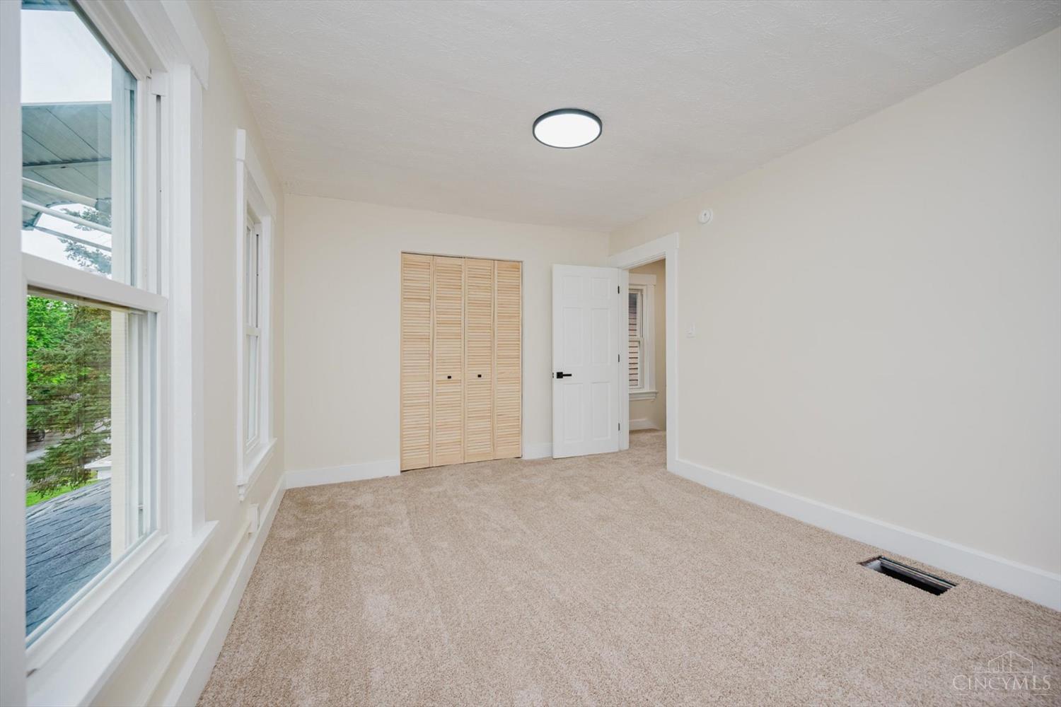 13 Monroe Street, Middletown, Ohio image 32