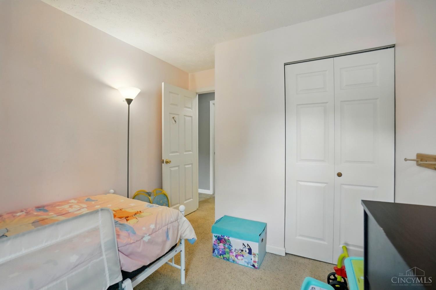12164 Westerly Drive, Colerain Twp, Ohio image 24
