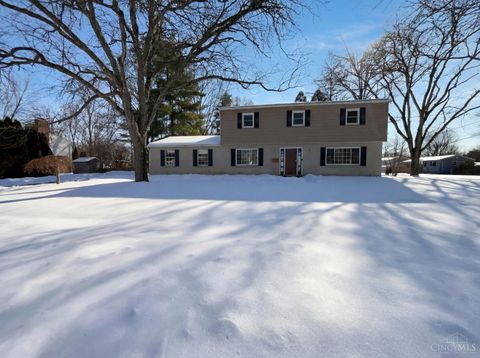 Photo of 1719 Lindenhall Drive, Loveland, OH 45140 (MLS # 1868618)