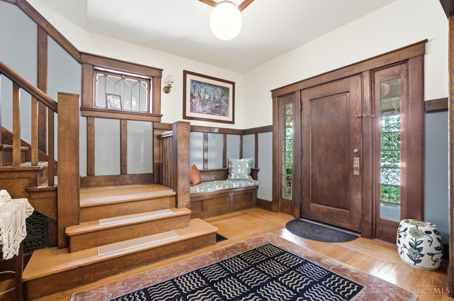 573 Evanswood Place
