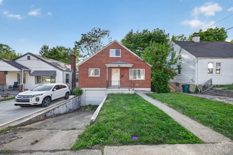 Photo of 1741 Gellenbeck Street, Cincinnati, OH 45205 (MLS # 1875444)