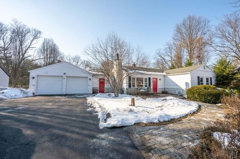 Homes For Sale - 1333 Eight Mile Road<br/> Anderson Twp, OH 45255