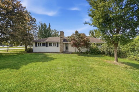 Photo for 7385 Far Hills Avenue
