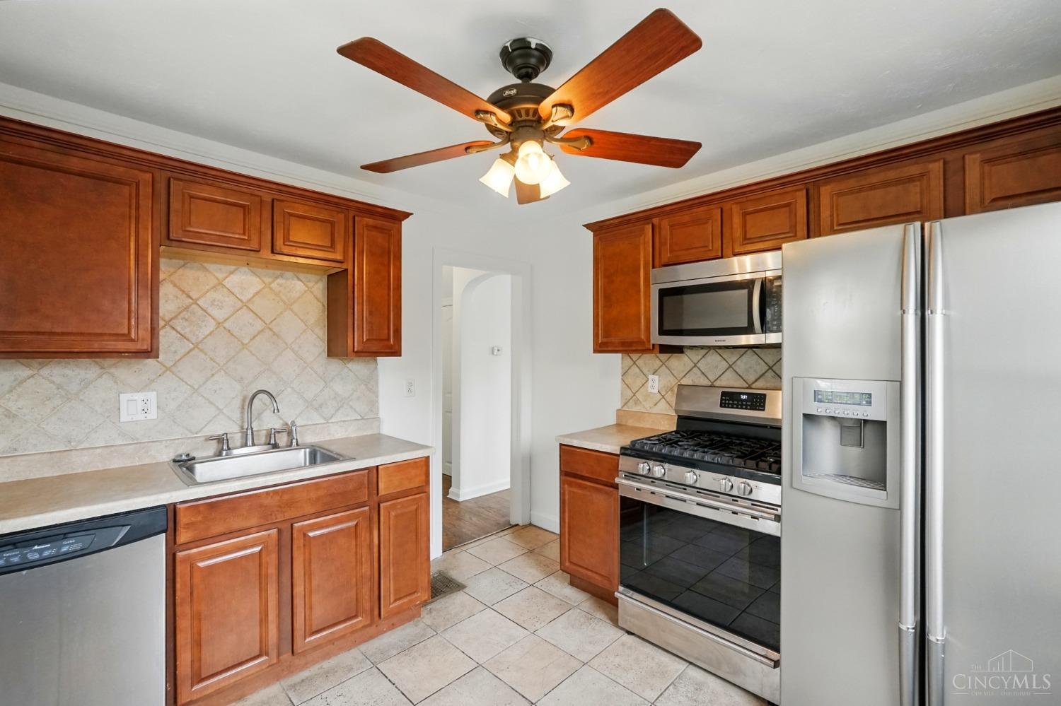 4555 Cooper Road, Blue Ash, Ohio image 6