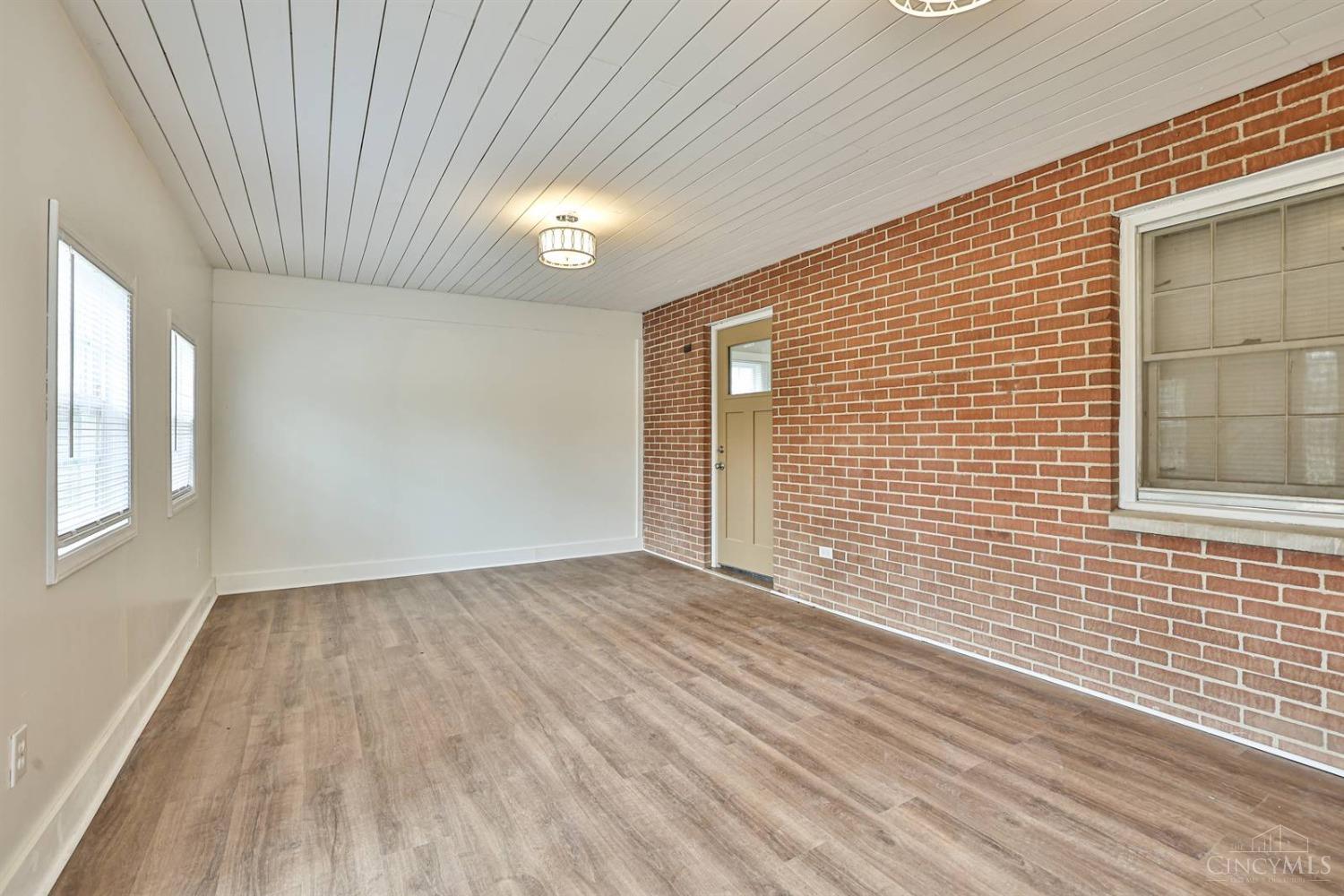 5473 Fair Valley Road, Dayton, Ohio image 12