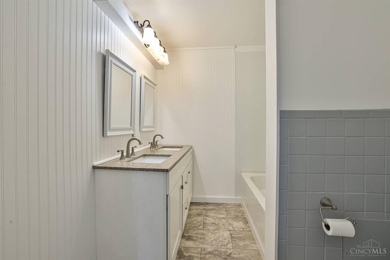 5473 Fair Valley Road, Dayton, Ohio image 30