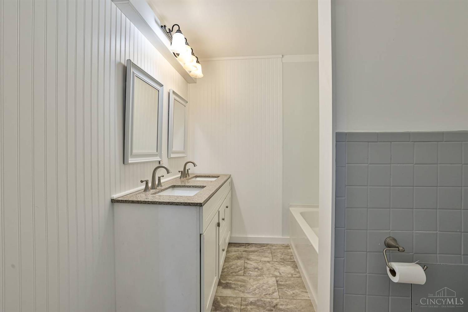 5473 Fair Valley Road, Dayton, Ohio image 31