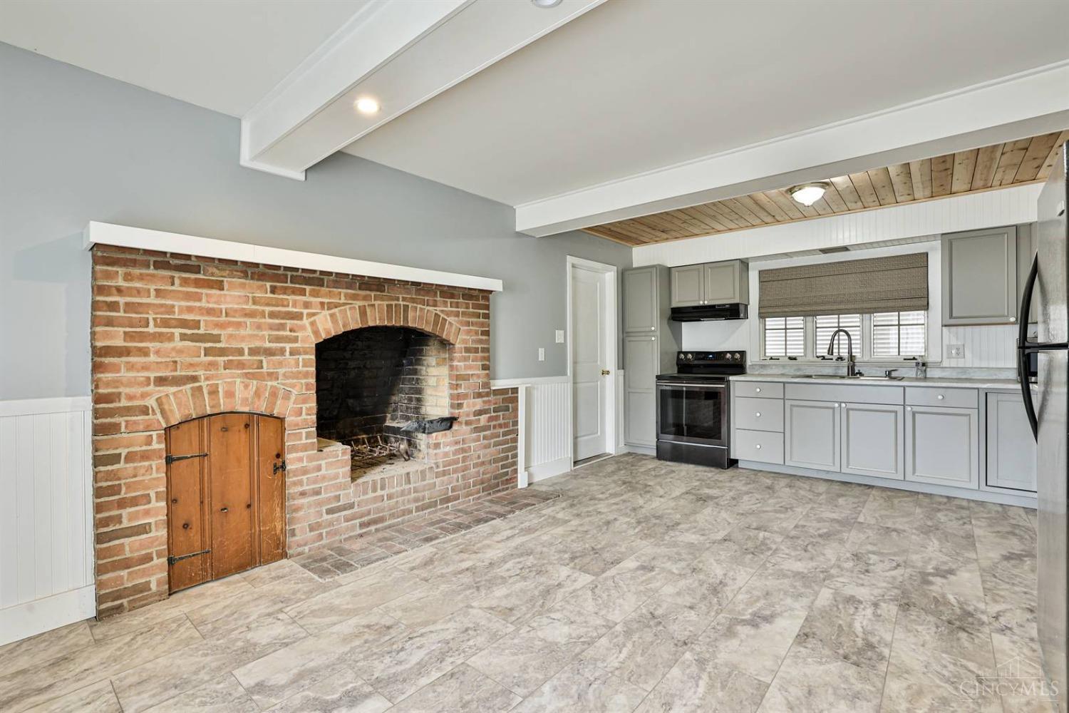 5473 Fair Valley Road, Dayton, Ohio image 32