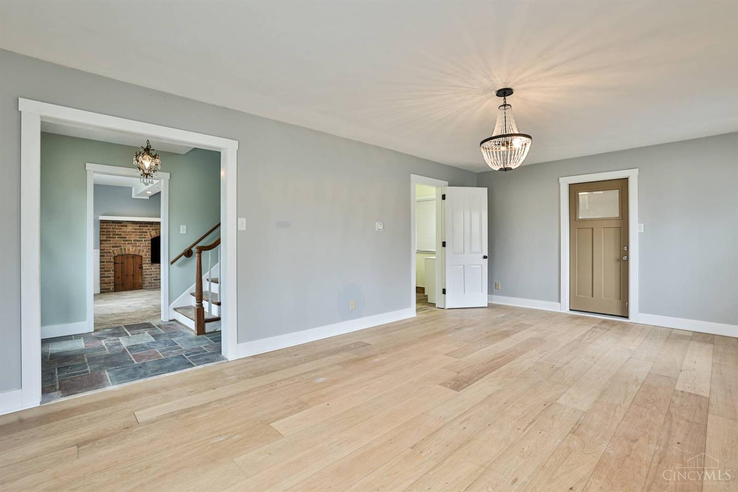5473 Fair Valley Road, Dayton, Ohio image 7