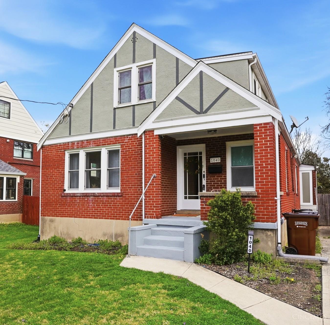 1040 Burns Avenue