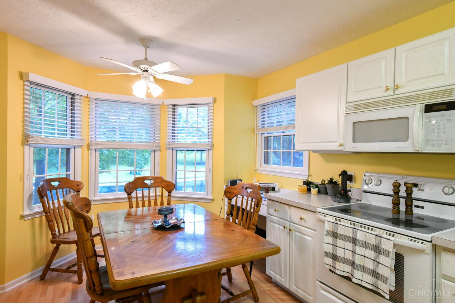 4826 Beechwood Lane, Middletown, Ohio image 22