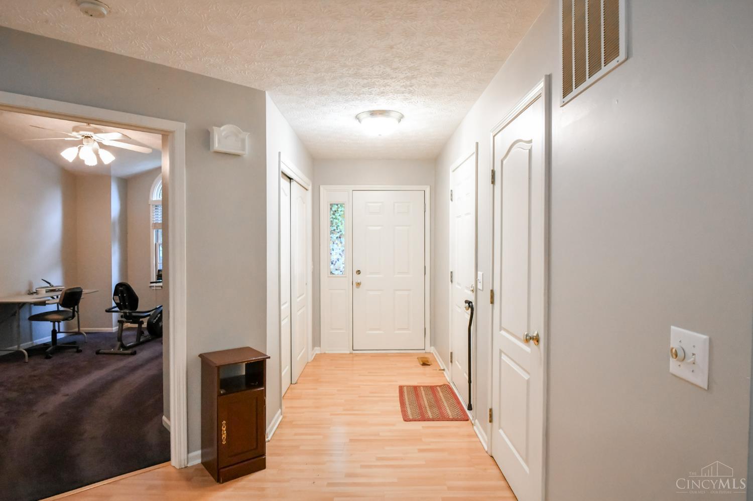 4826 Beechwood Lane, Middletown, Ohio image 6