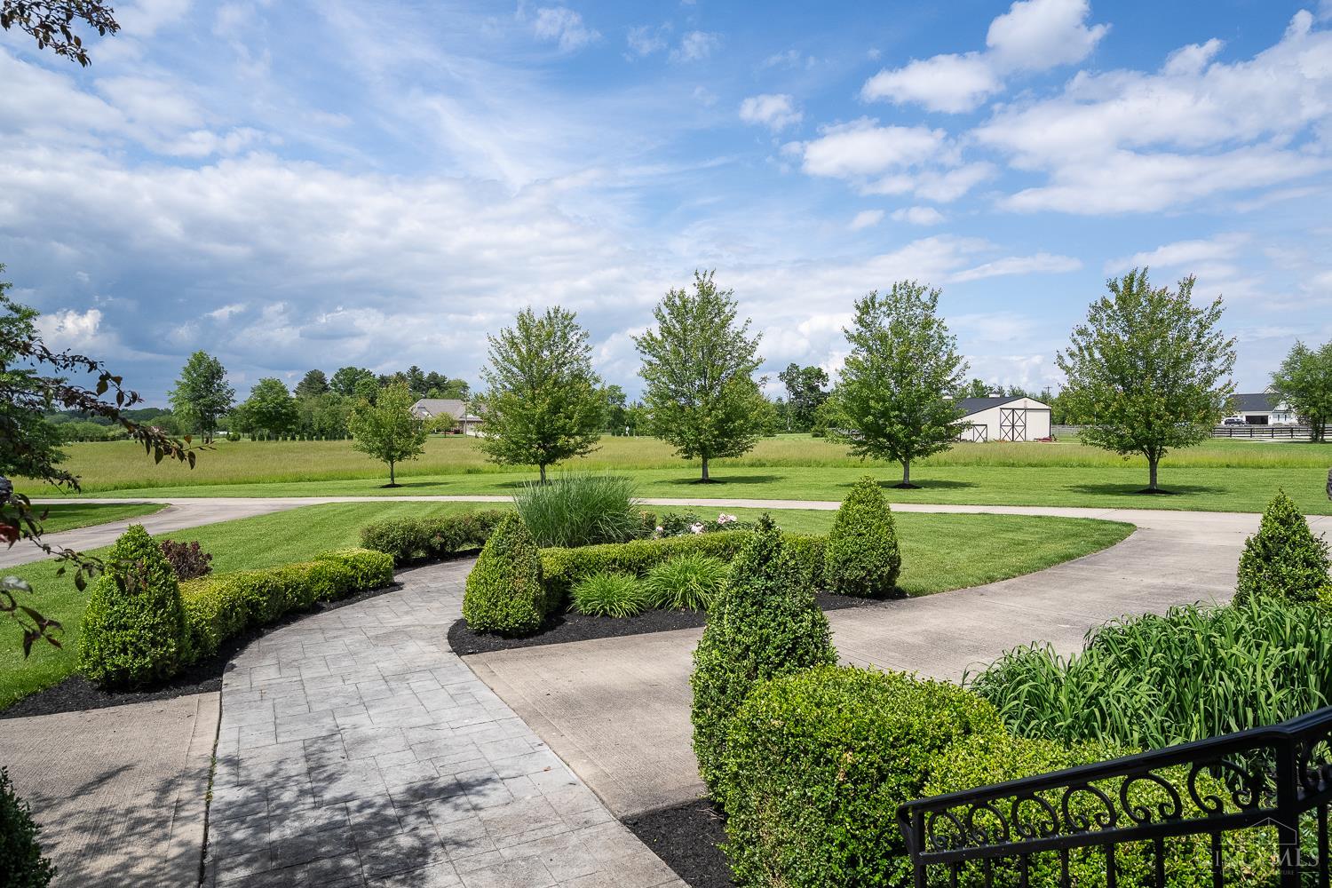 339 S Nixon Camp Road, Lebanon, Ohio image 8