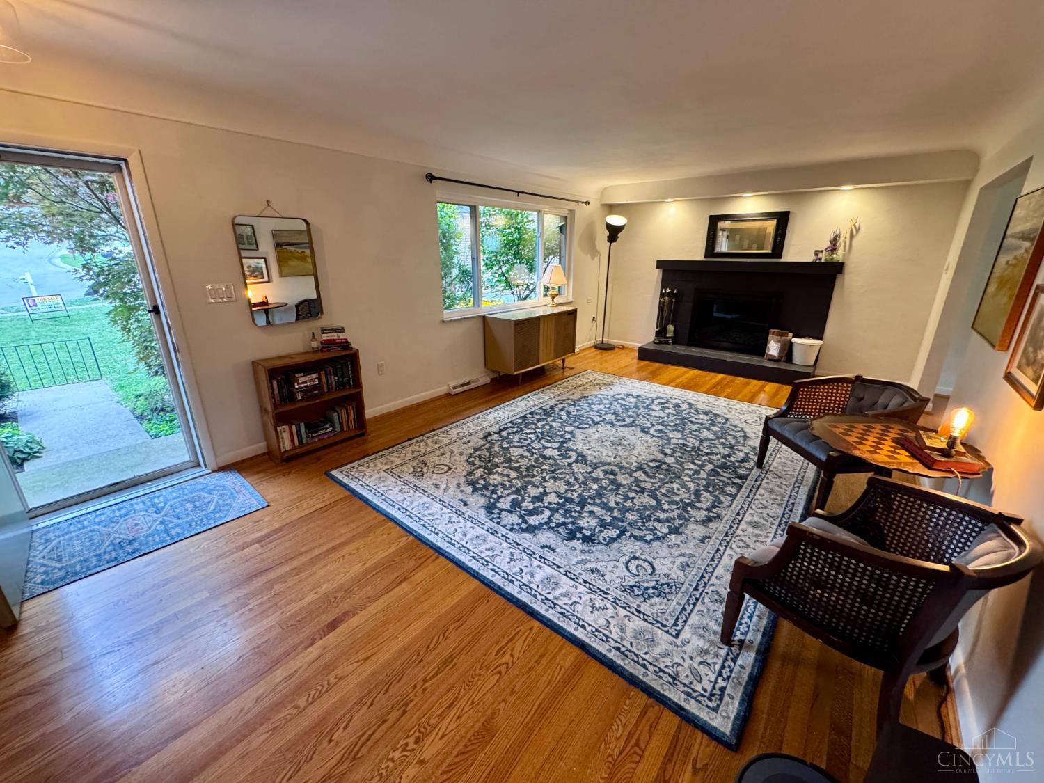 1600 Barnsdale Court