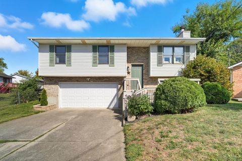 Photo of 4805 Stoneham Court, Middletown, OH 45044 (MLS # 1857445)