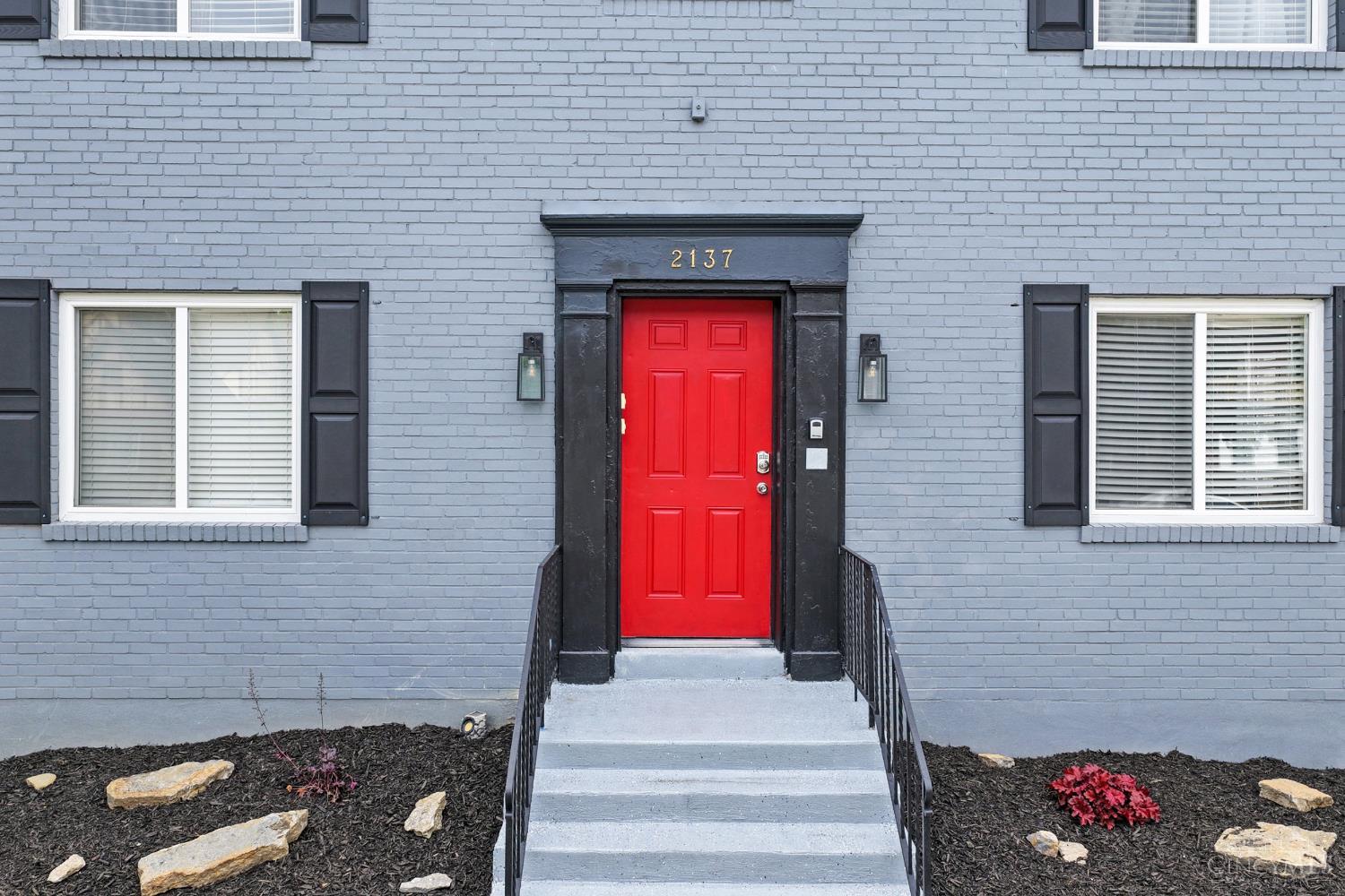 2137 Highland Avenue