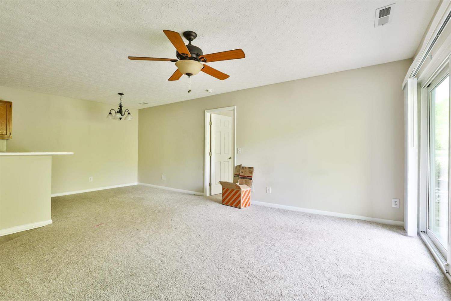 11555 Regency Square Court #2, Colerain Twp, Ohio image 4