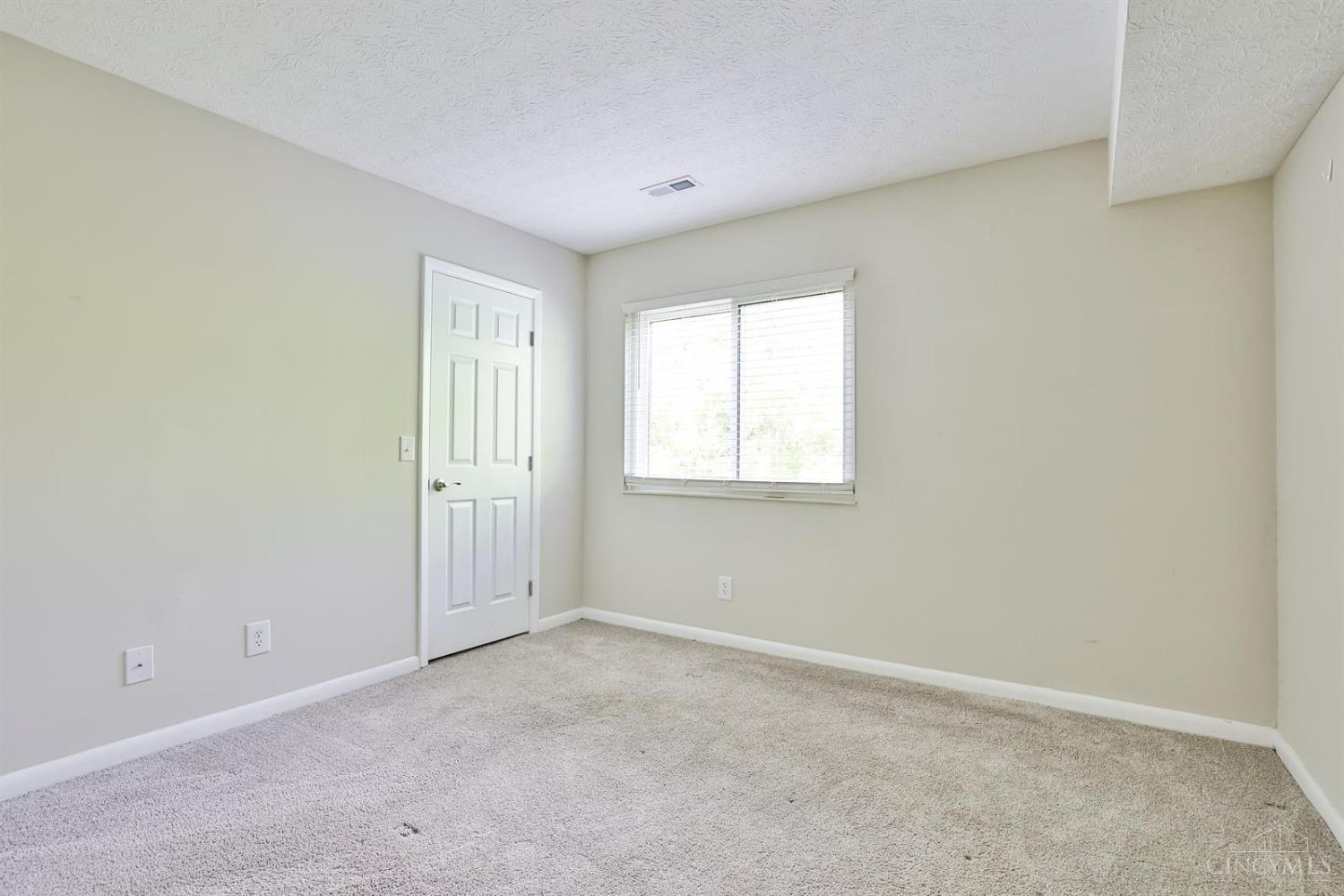11555 Regency Square Court #2, Colerain Twp, Ohio image 15