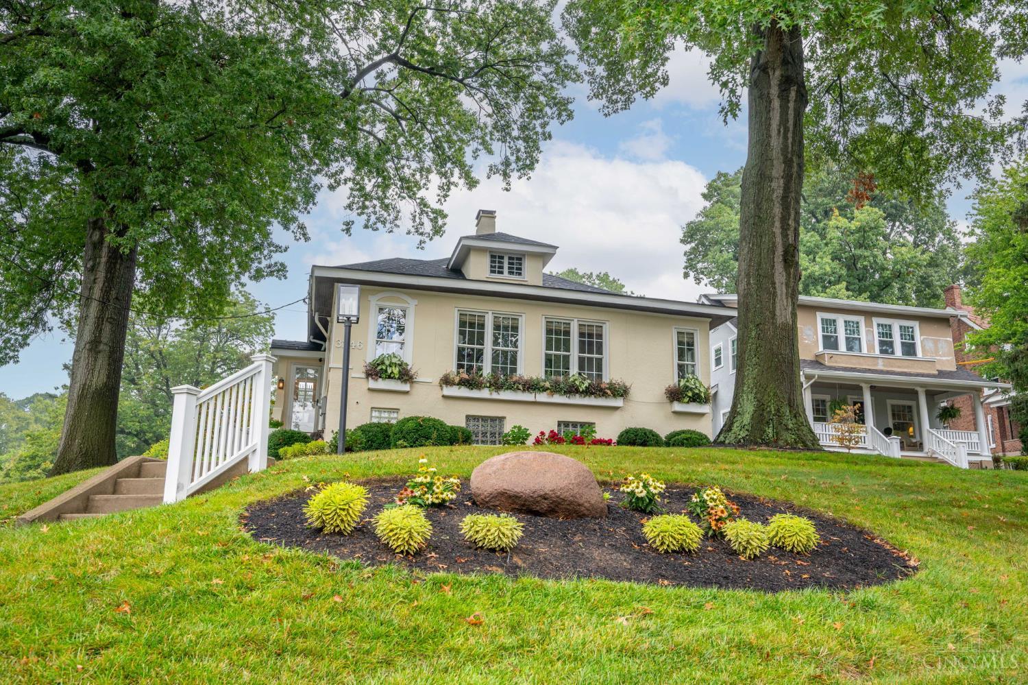 3246 Observatory Avenue