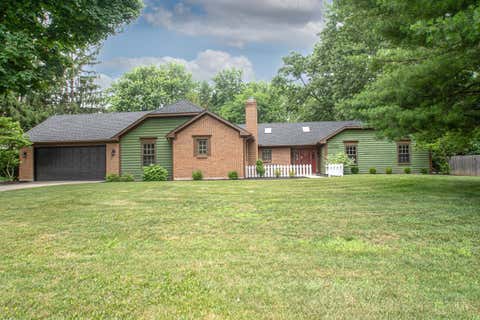 Photo of 10035 Mallet Drive, Centerville, OH 45458 (MLS # 1885919)