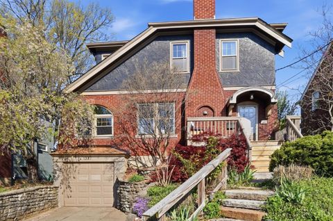 Photo of 1337 Herlin Place, Cincinnati, OH 45208 (MLS # 1874842)