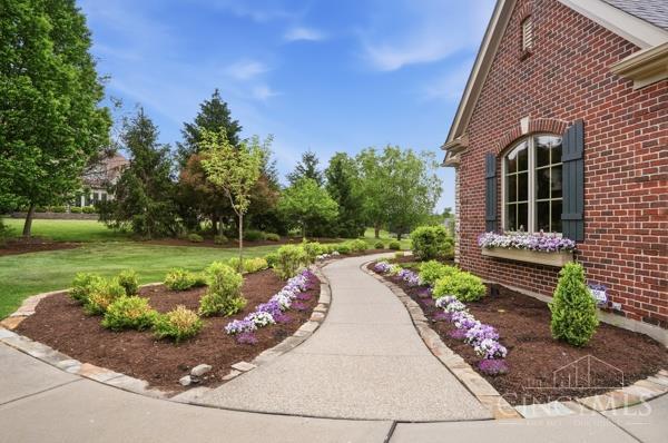 2358 Clydes Crossing