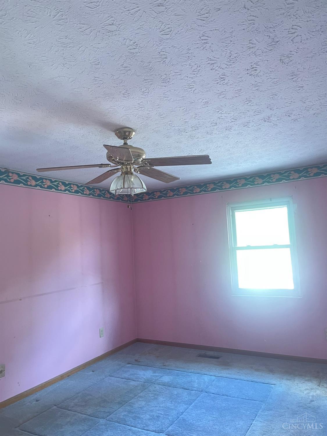 Liberty Twp, Ohio 45044, United States, 4 Bedrooms Bedrooms, ,3 BathroomsBathrooms,Residential,Pending,158082