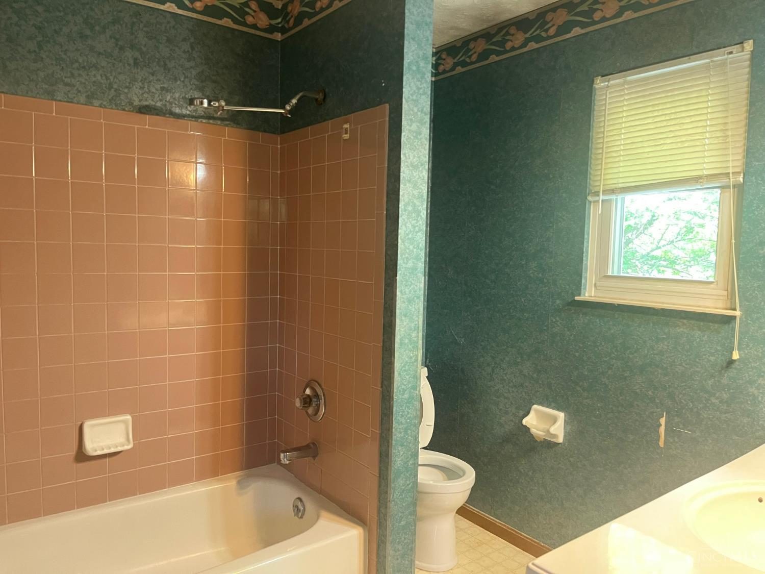 Liberty Twp, Ohio 45044, United States, 4 Bedrooms Bedrooms, ,3 BathroomsBathrooms,Residential,Pending,158082