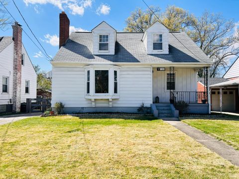 Photo of 7905 Plainfield Road, Deer Park, OH 45236 (MLS # 1874236)