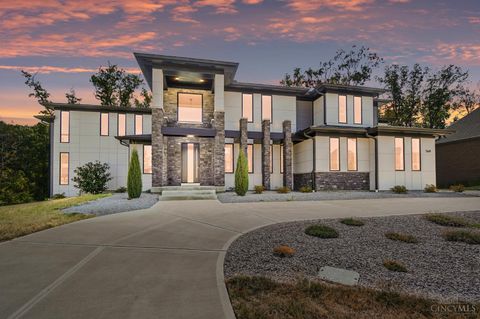 Photo of 5641 Melbury Court, Deerfield Township, OH 45040 (MLS # 1855795)