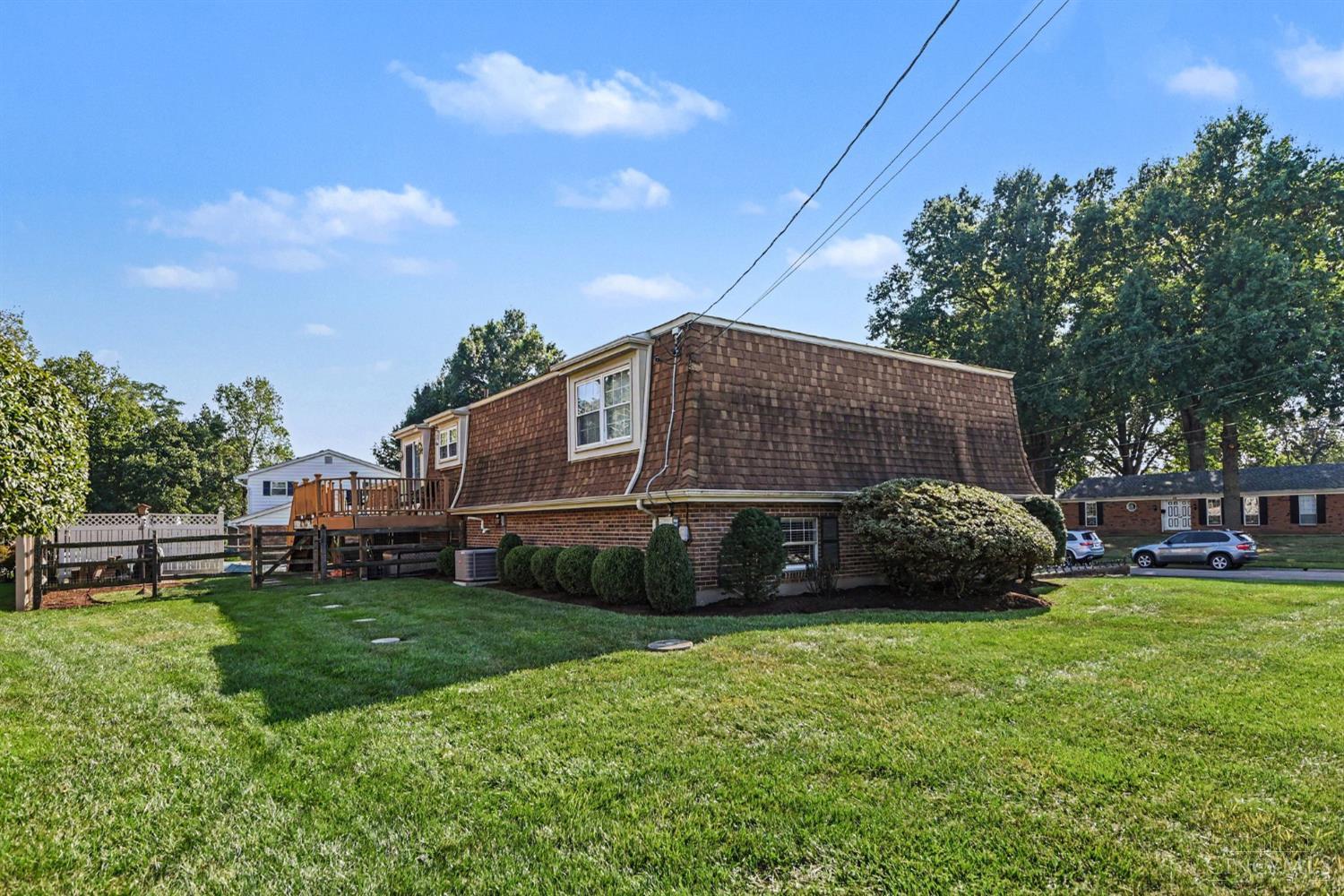 496 Sunaire Terrace