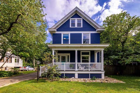 Photo of 6409 Roe Street, Cincinnati, OH 45227 (MLS # 1886019)