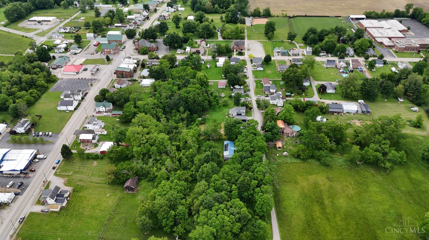 Diehl Avenue, Mowrystown, Ohio image 3