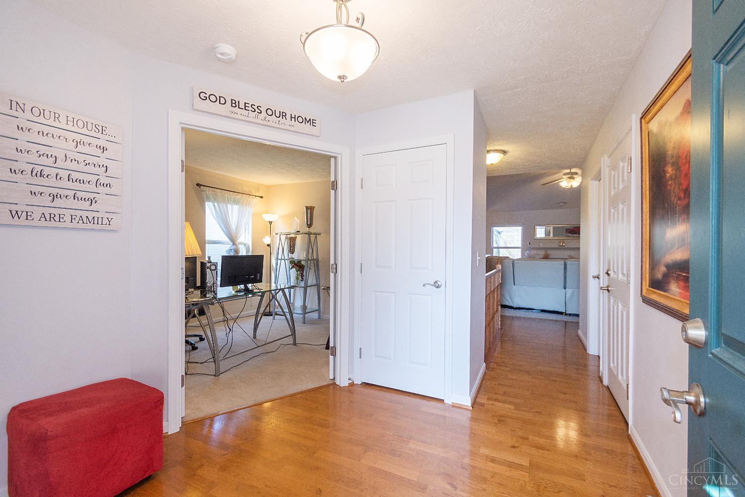 7633 Sandstone Trail