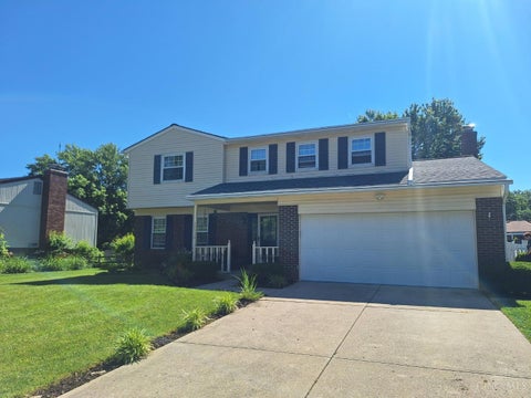 Homes For Sale - 10938 Timberwood Court<br/> Sharonville, OH 45241