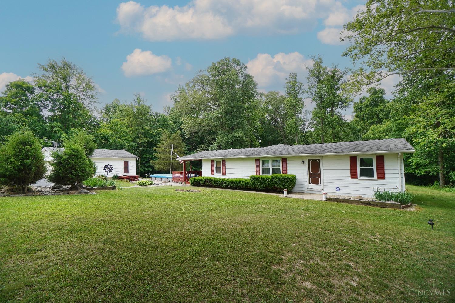 17066 Mcguire Ridge Road, Laurel, Indiana image 1