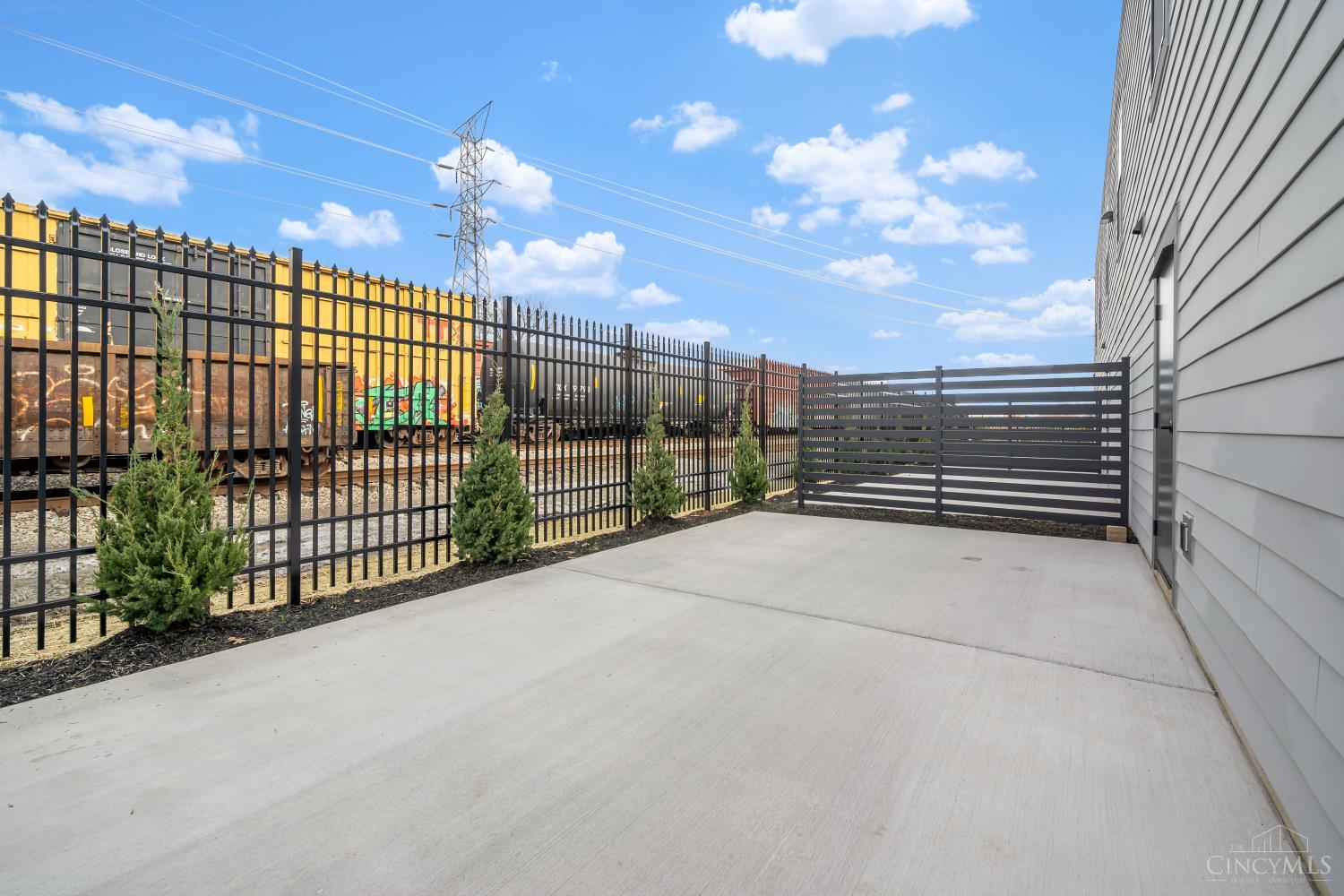 4477 Thirty Fourth Avenue 28