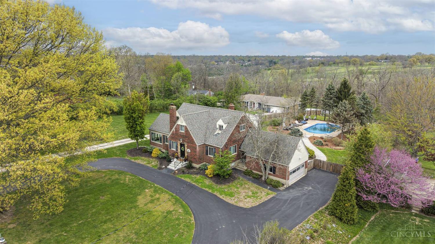 6014 Cherokee Drive