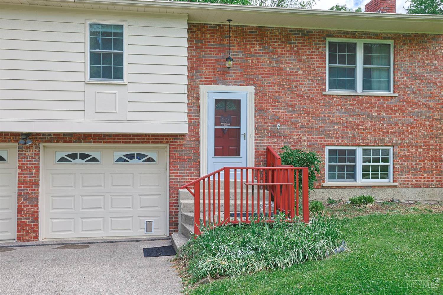 128 Maplewood Drive