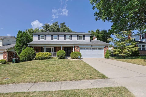 Homes For Sale - 4068 Springrock Drive<br/> Cincinnati, OH 45251